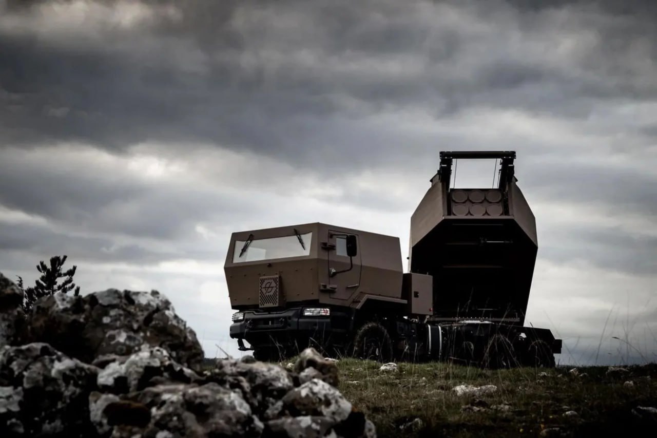 Francuski višecevni lanser raketa (VLR) Foudre