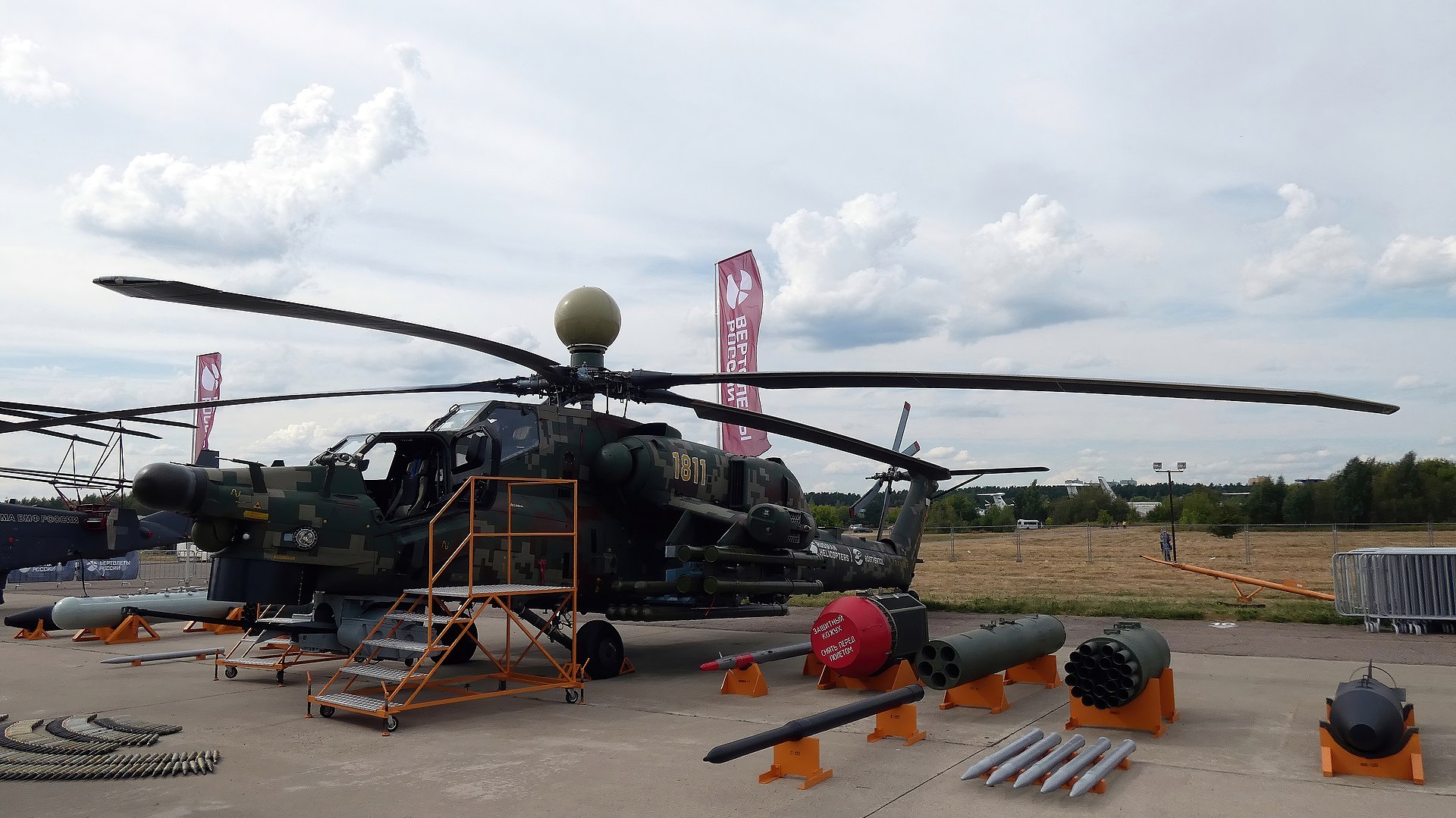 Ruski borbeni helikopter Mi-28NM na jednom od foruma Armija 