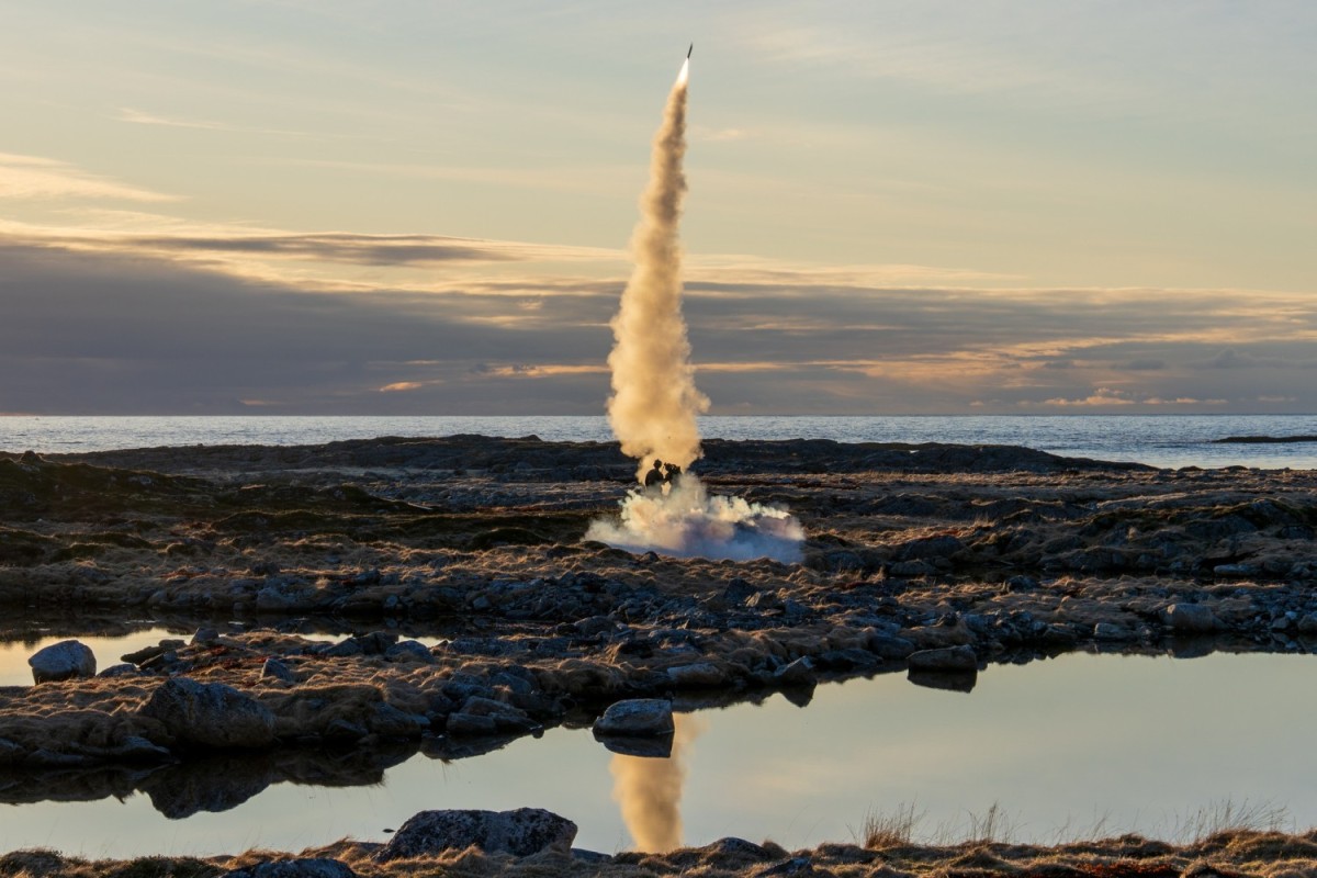 Lansiranje rakete iz prenosnog raketnog sistema PVO FIM-92 "Stinger" tokom vežbe u Norveškoj.