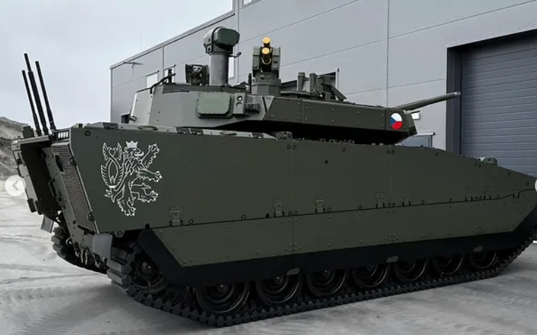 Prvi od 246 CV90 MkIV