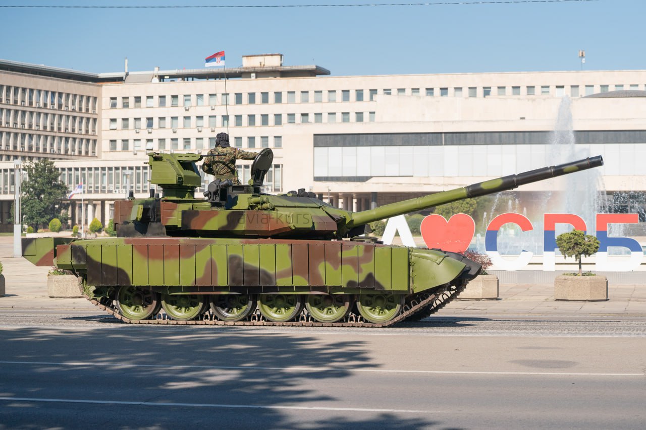 Bočni izgled prototipa modernizovanog tenka