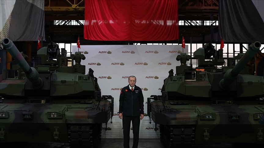 Predsednik Turske Redžep Tajip Erdogan prisustvovao je isporuci prvih tenkova OS 