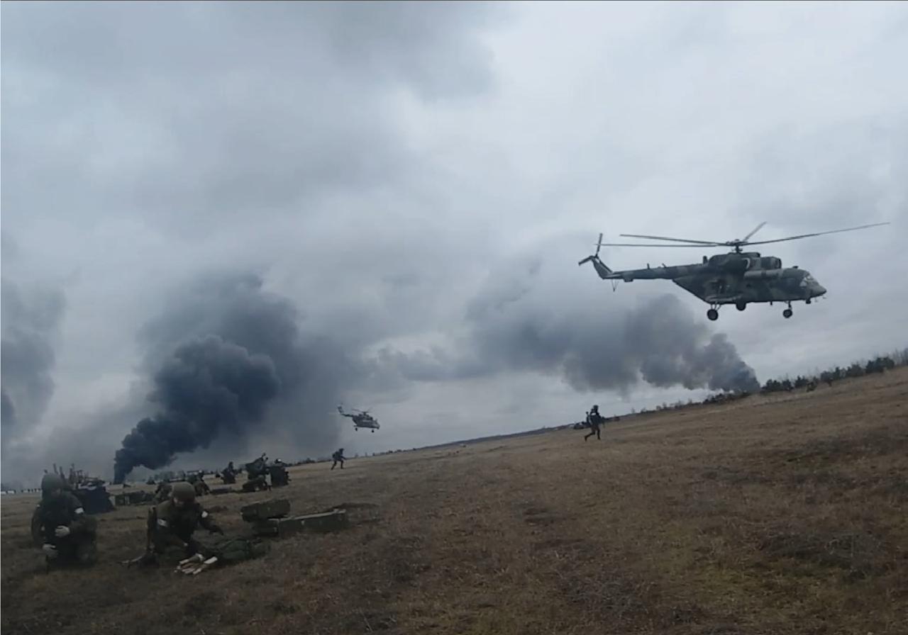 Desant u doba dronova: da li je padobranski i helikopterski napad još uvek moguć?