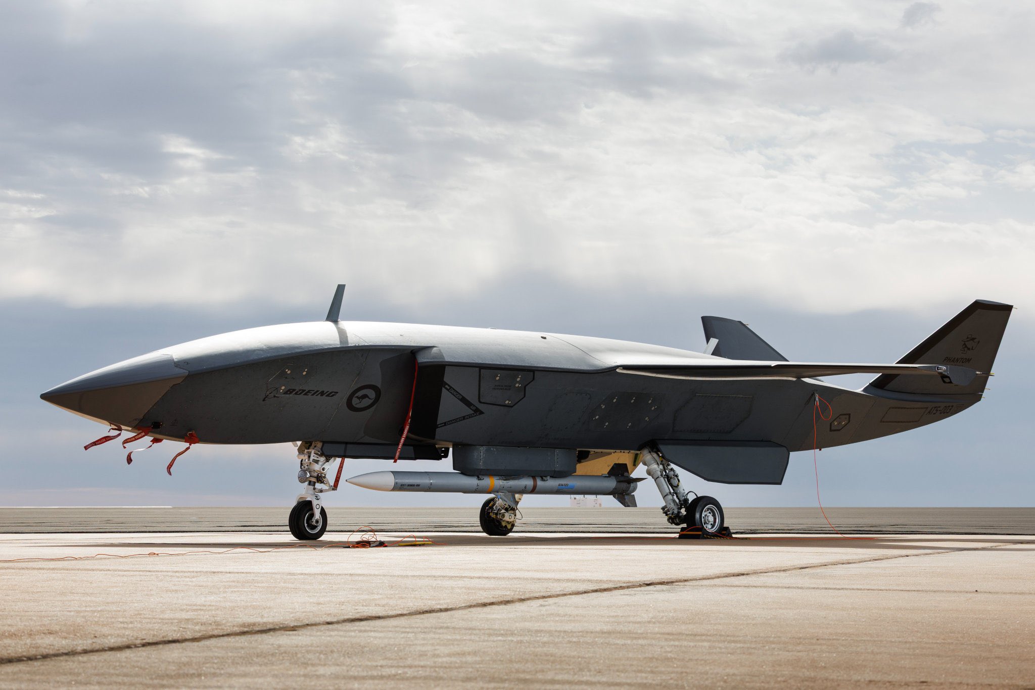 ⚡️ Australijski MQ-28 Ghost Bat izveo prvo borbeno lansiranje AIM-120