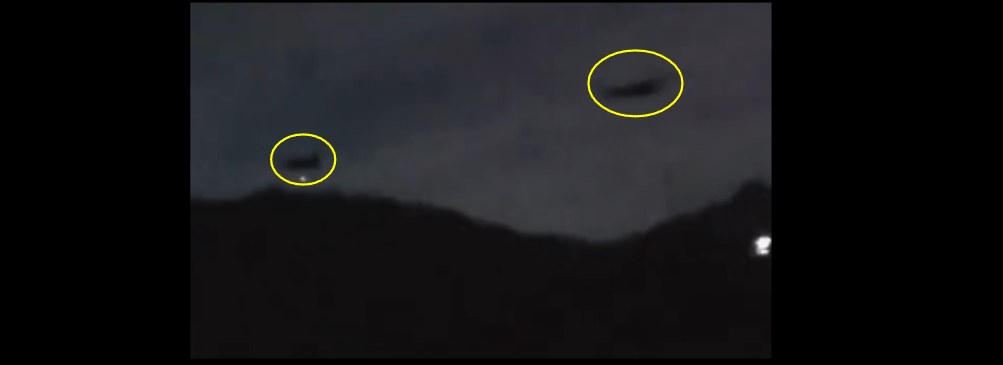 Na snimku iz tačke E, vide se dva MH-47 SOAR helikoptera, a mnogo kasnije na snimku, vide se najmanje dva MH-60M helikoptera kako stižu sa vrha brda.