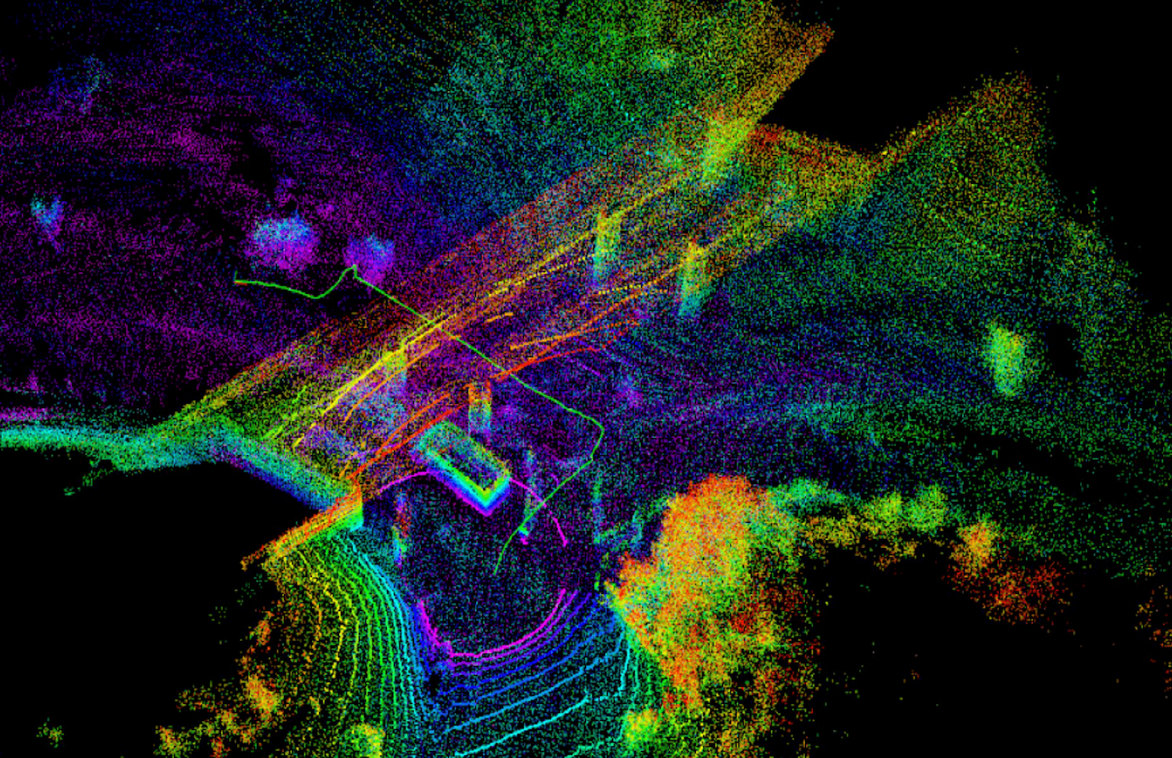 Demonstracija AI navođenog FPV drona / Foto: Auterion