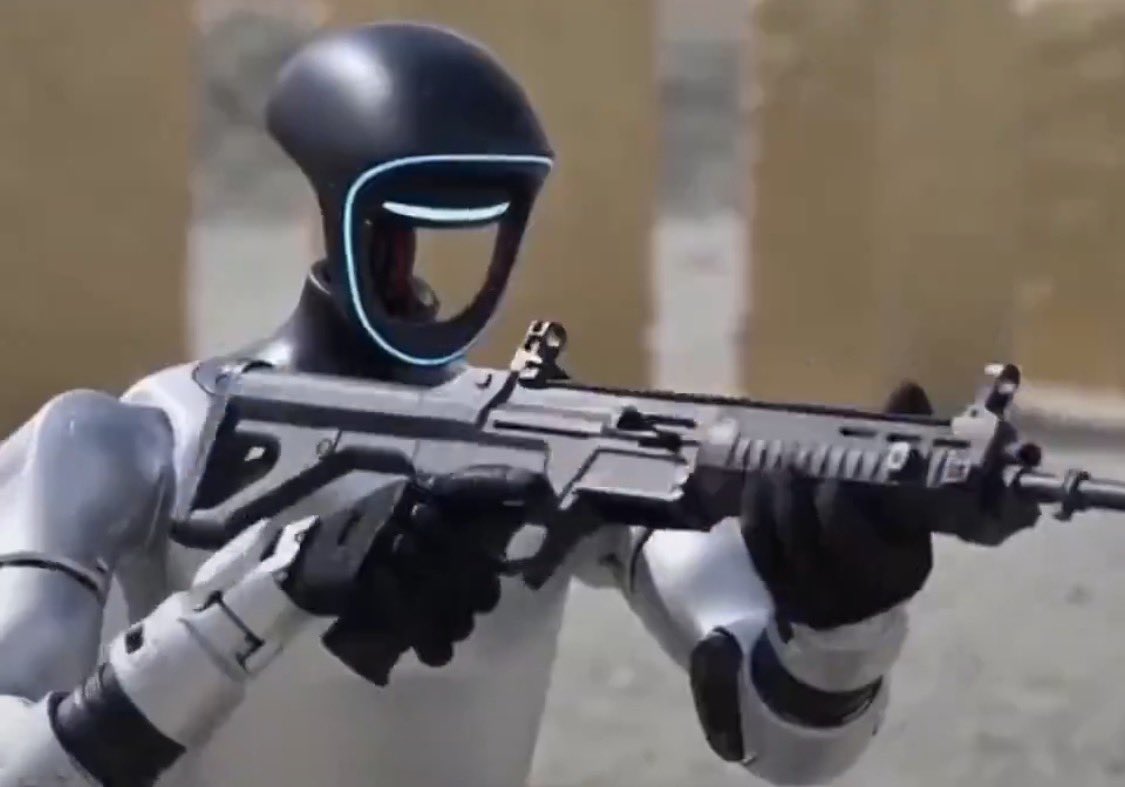 Snimak naoružanih kineskih humanoidnih robota izazvao polemike – verovatno AI generisan