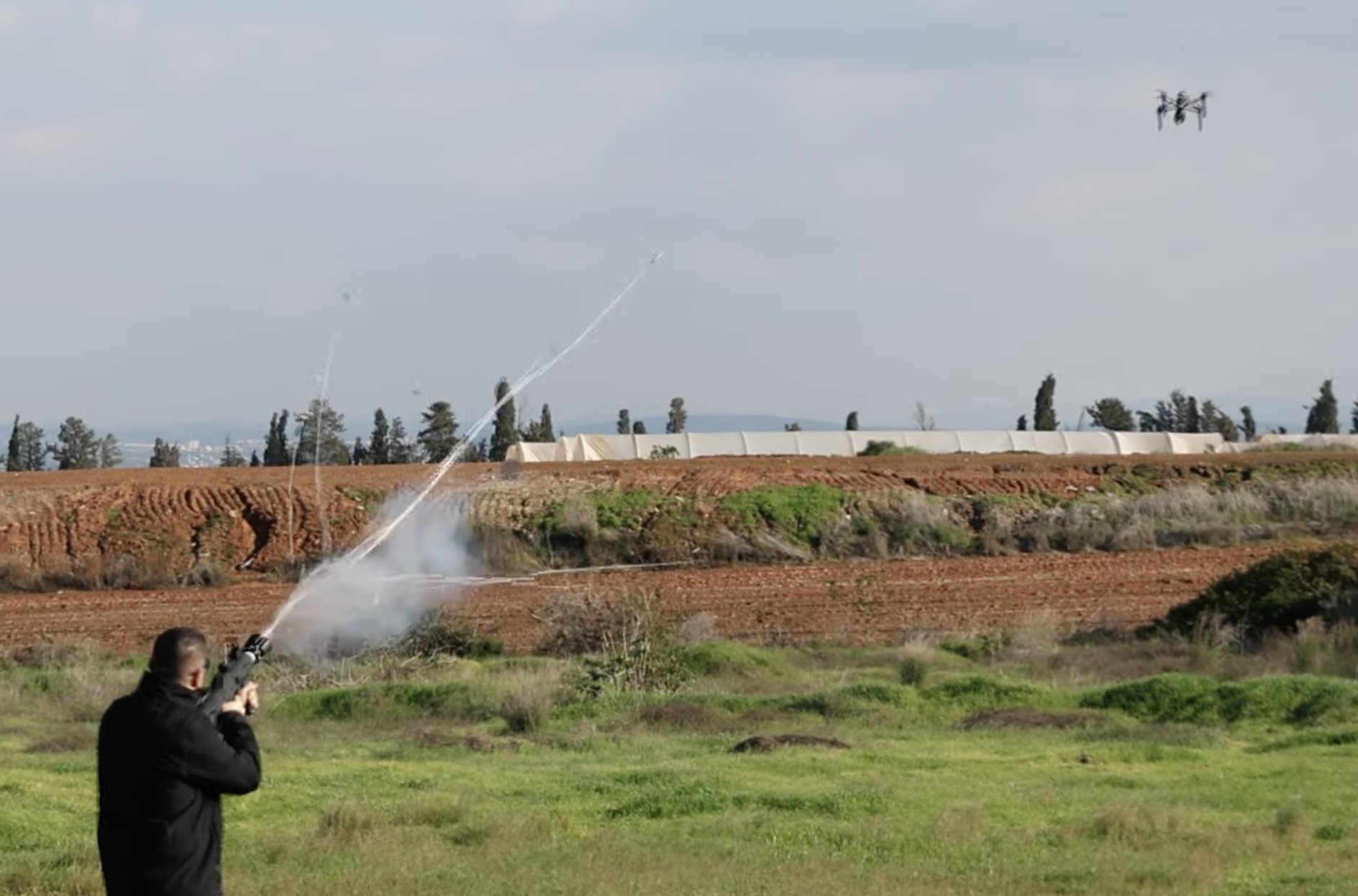 ParaZero testira DefendAir sistem za hvatanje dronova u letu