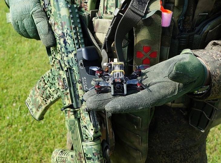 Ruski inženjeri predstavili dron „Vektor H‑120“
