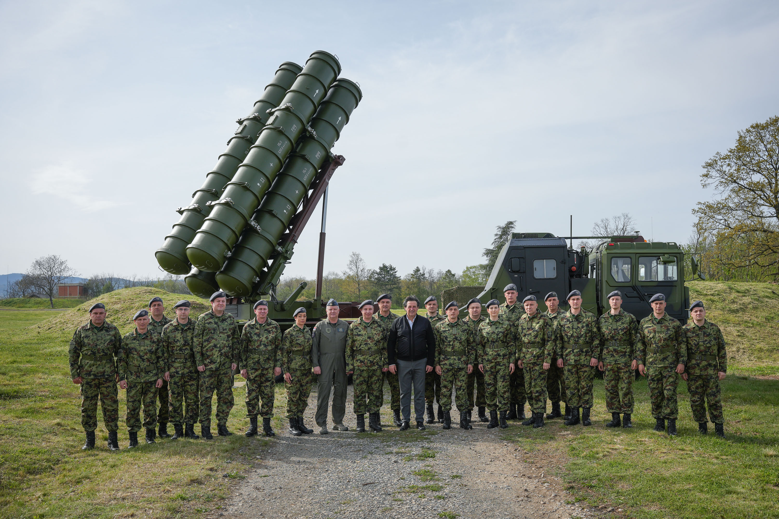 Obilazak stalno zadejstvovanih jedinica PVO od strane ministra Bratislava Gašića