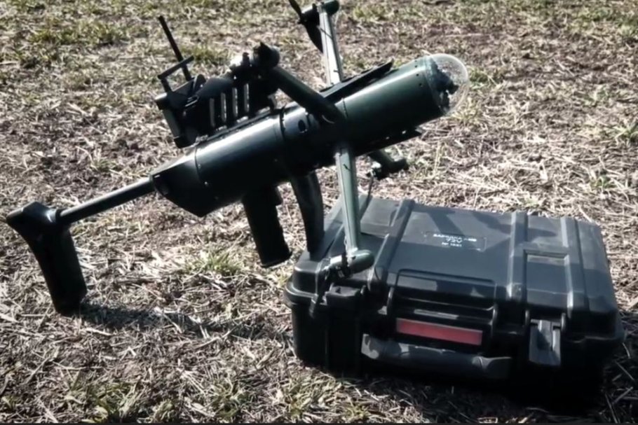 Ruski dron presretač "Prizrak" projekta Prizrak moguće je lansirati iz ruku i pomoću daljinski upravljivih platformi, podseća na euski dron presretač "Molot"