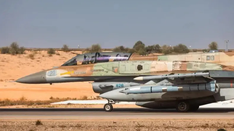 Izraelski F‑16I Sufa/Barak naoružan sa 2 navođene rakete Rampage / Foto: IAI