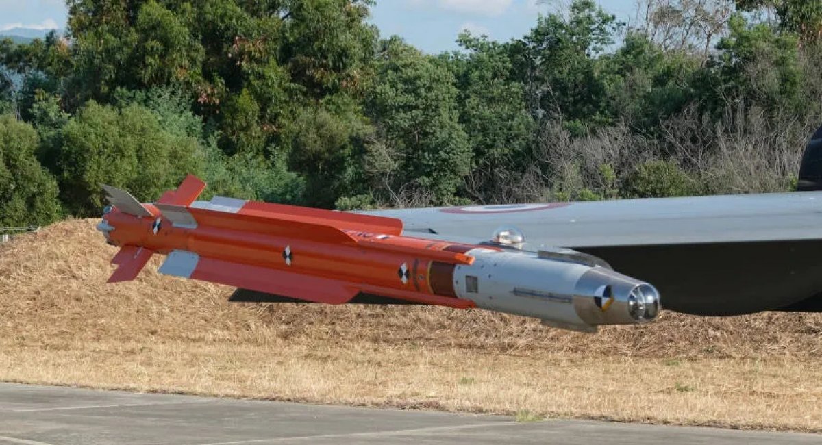 Raketa MICA NG na krajnjem nosaču borbenog aviona Rafale