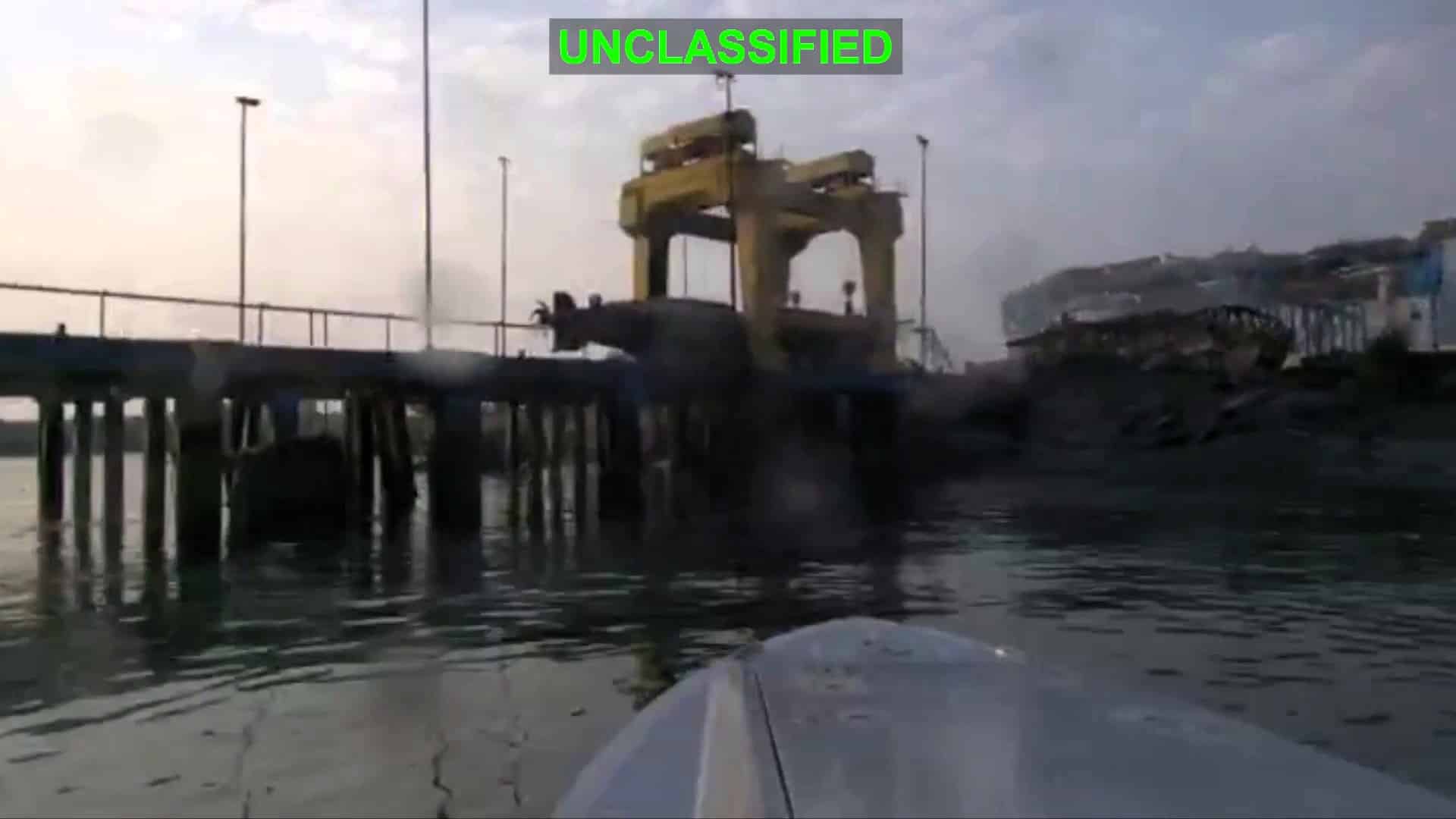 Američki mornarički dronovi pogodili iransku podmornicu  